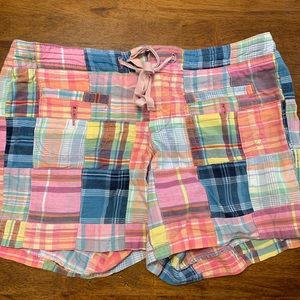 Women’s plaid shorts